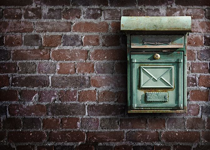 Stará poštovní schránka 